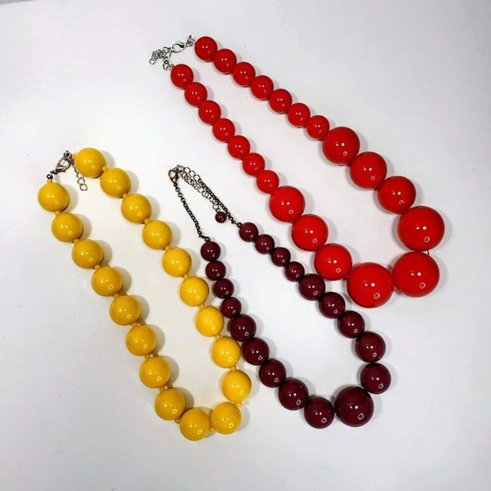 Vintage Single Strand Retro Mod Chunky Bead Necklaces
